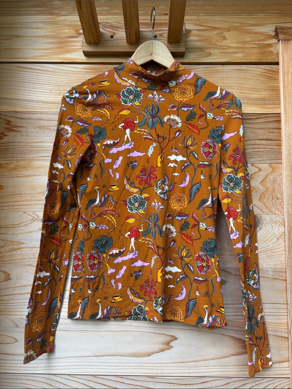 Scotch & Soda Printed Mock Neck Long Sleeve Top
Size Small
